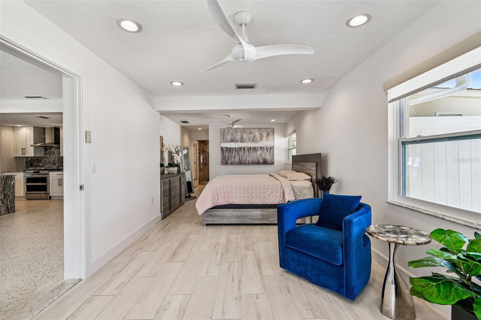 Image 36 of 94 For 4911 Bimini Drive