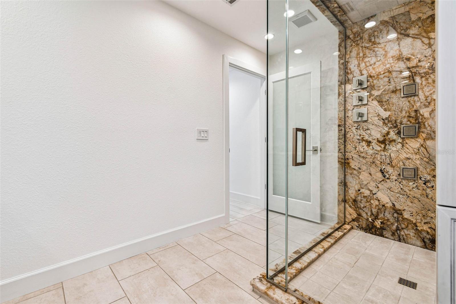 Image 45 of 94 For 4911 Bimini Drive