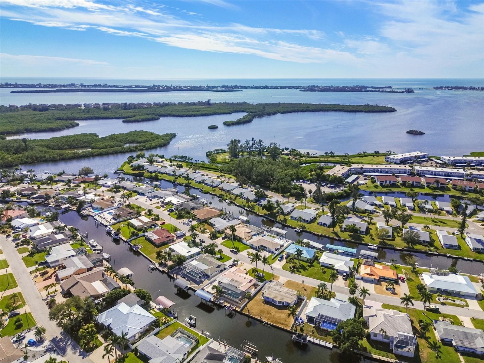 Image 77 of 94 For 4911 Bimini Drive