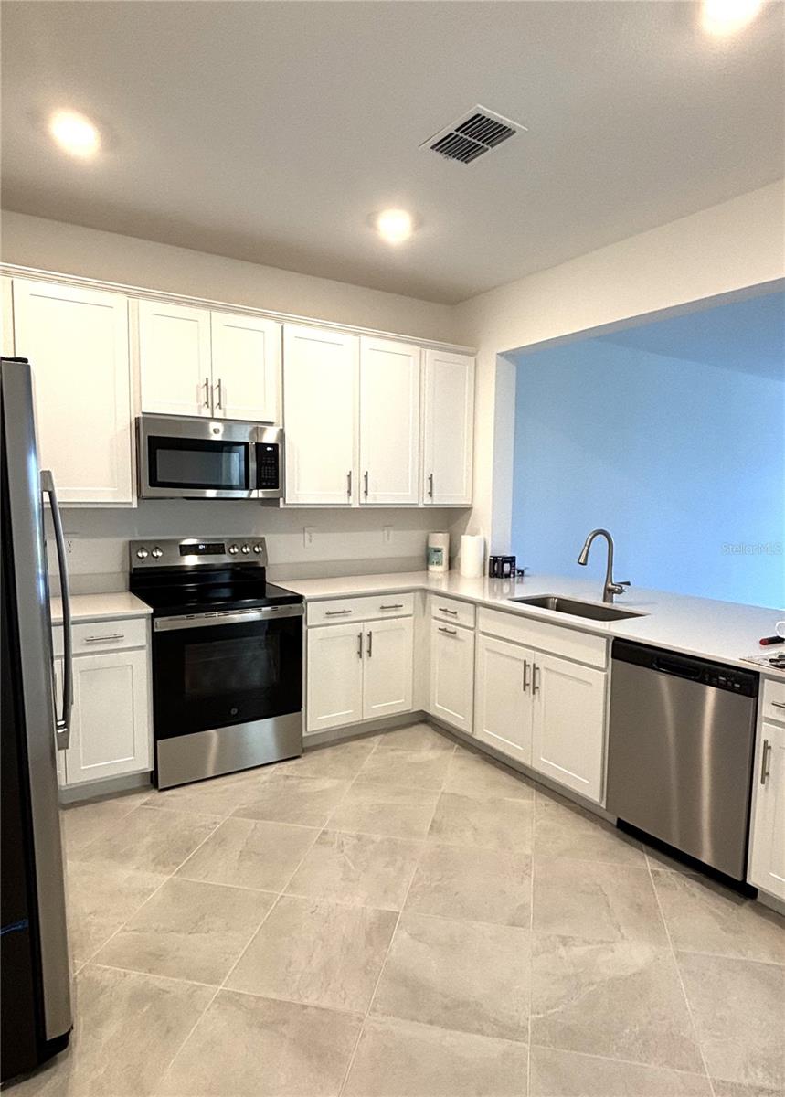 Image 5 of 17 For 8901 Saint Kitts Circle