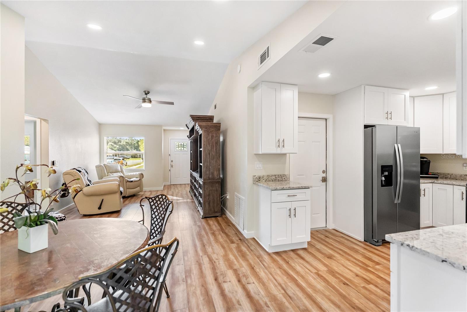 Image 17 of 29 For 4532 Shade Avenue