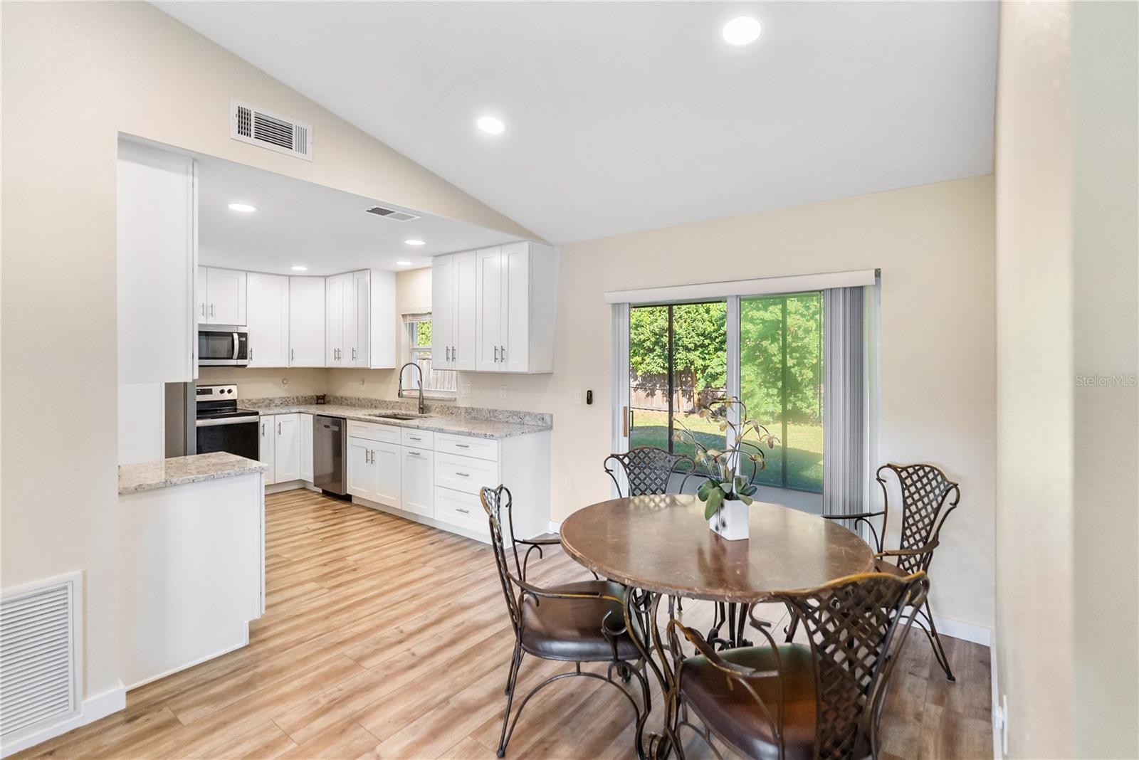 Image 21 of 29 For 4532 Shade Avenue