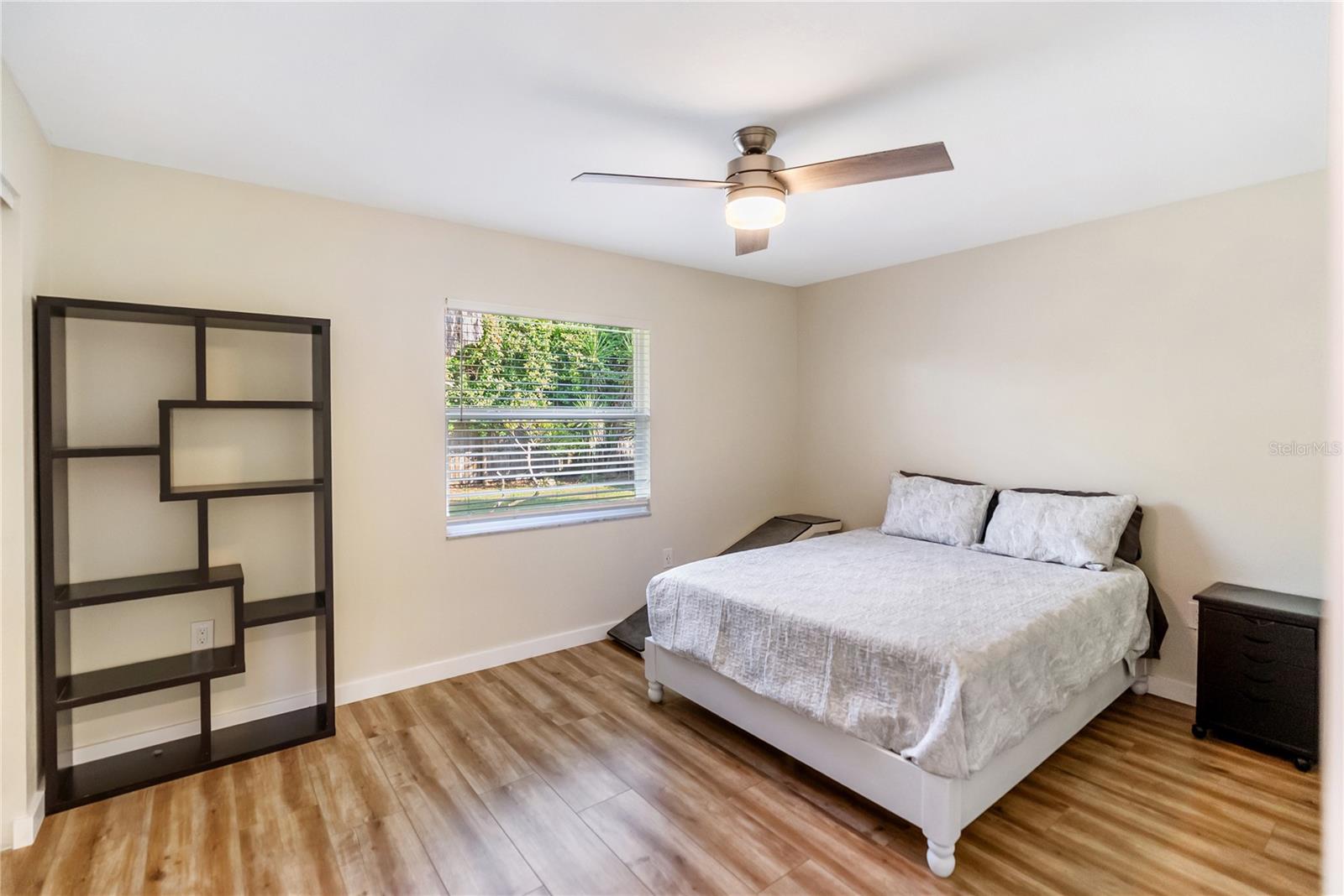 Image 24 of 29 For 4532 Shade Avenue