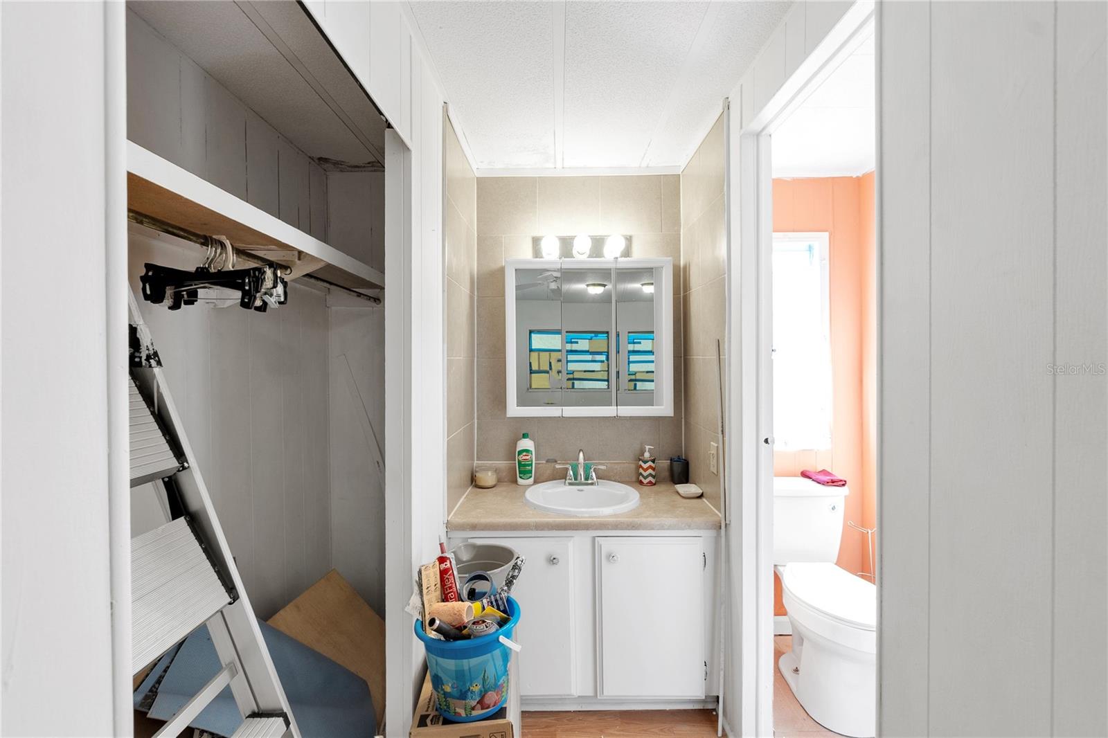 Image 19 of 44 For 1709 21st Avenue W