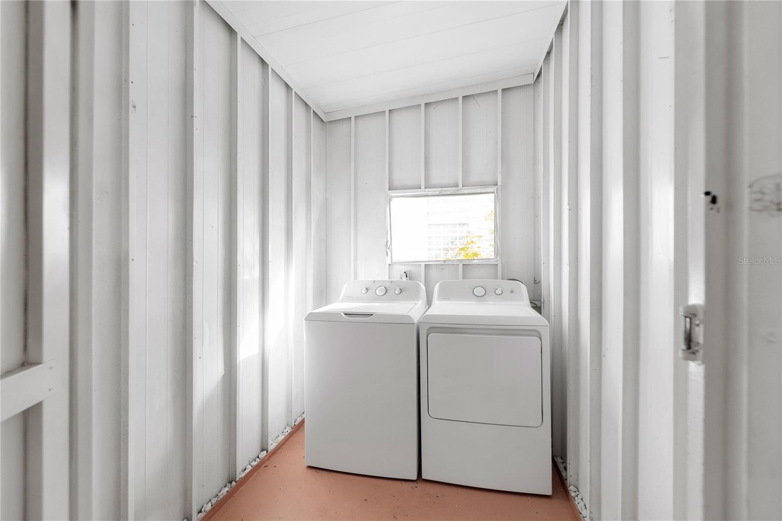 Image 29 of 44 For 1709 21st Avenue W