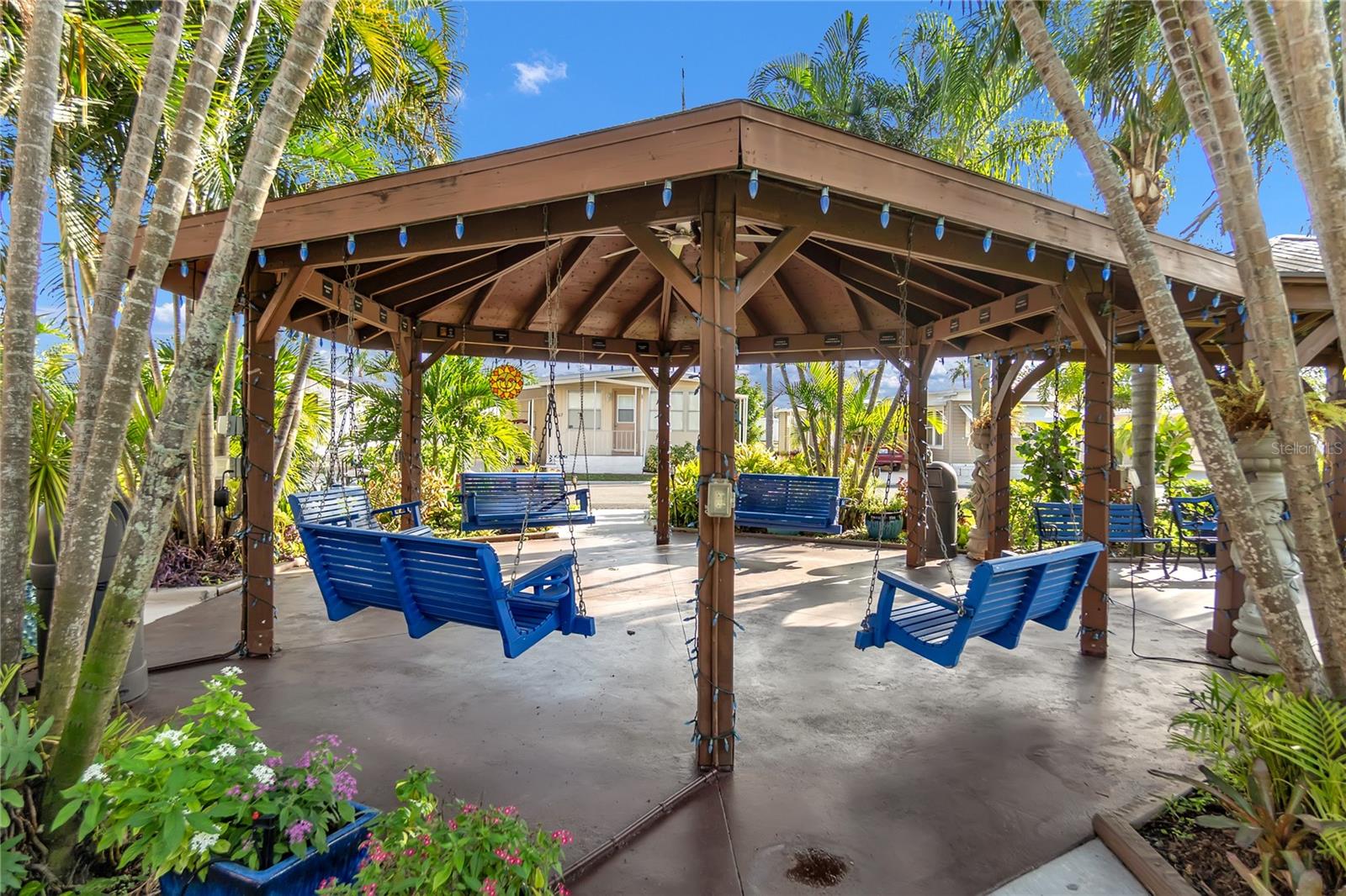 Image 37 of 44 For 1709 21st Avenue W