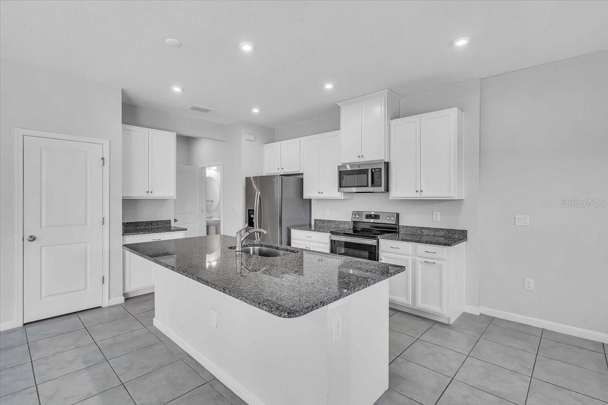 Image 6 of 30 For 5436 Spanish Moss Cove