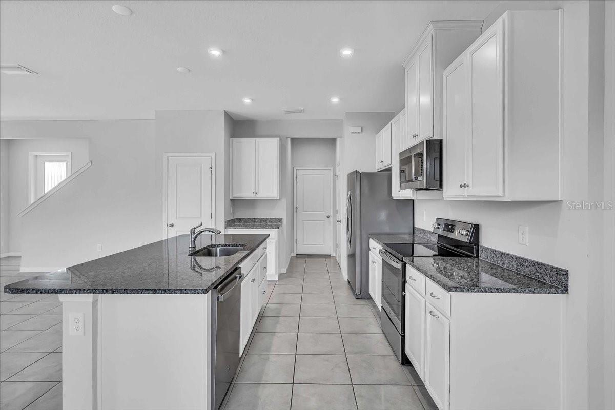 Image 9 of 30 For 5436 Spanish Moss Cove