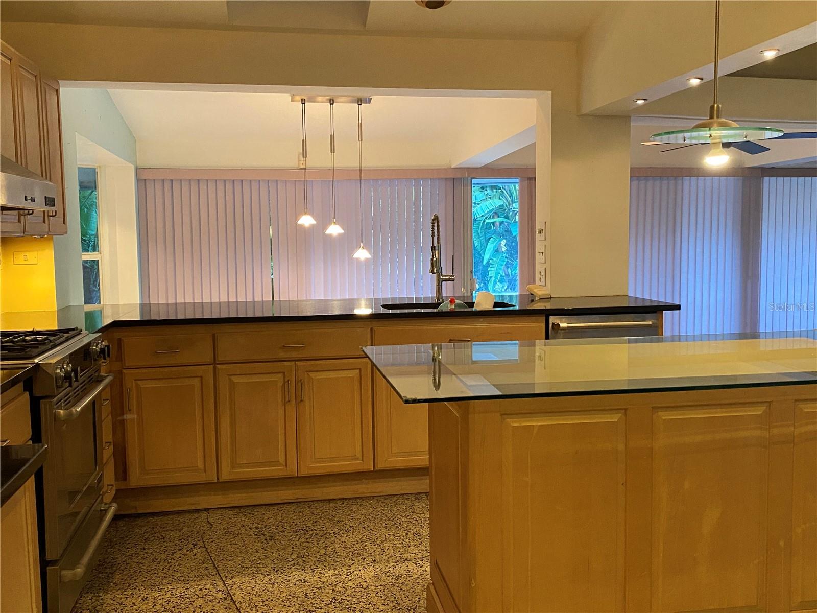 Image 13 of 57 For 3300 Mineola Drive