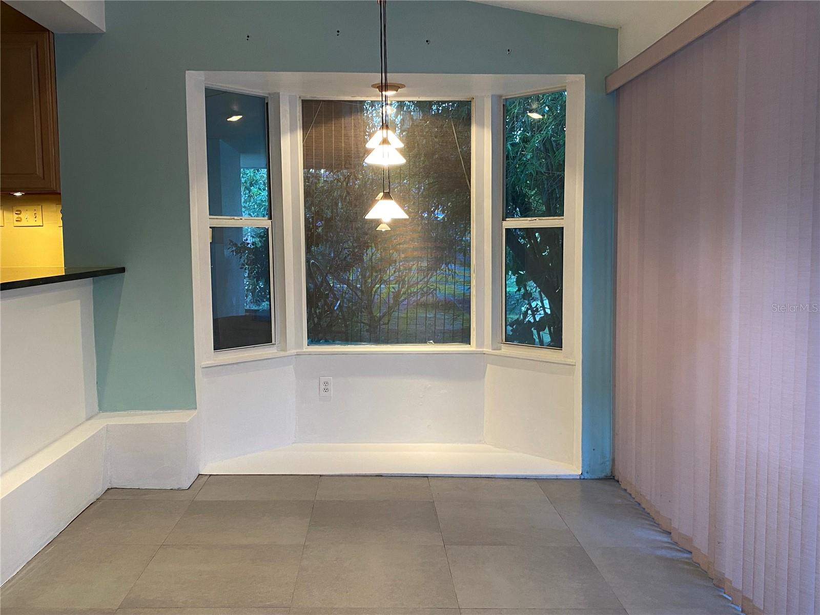 Image 17 of 57 For 3300 Mineola Drive