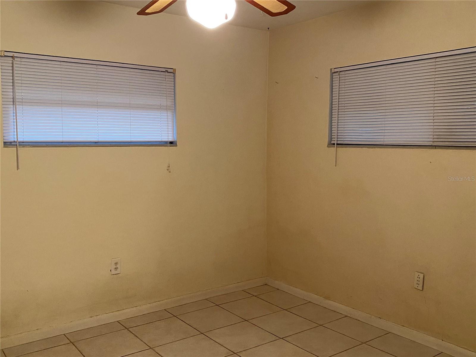 Image 28 of 57 For 3300 Mineola Drive