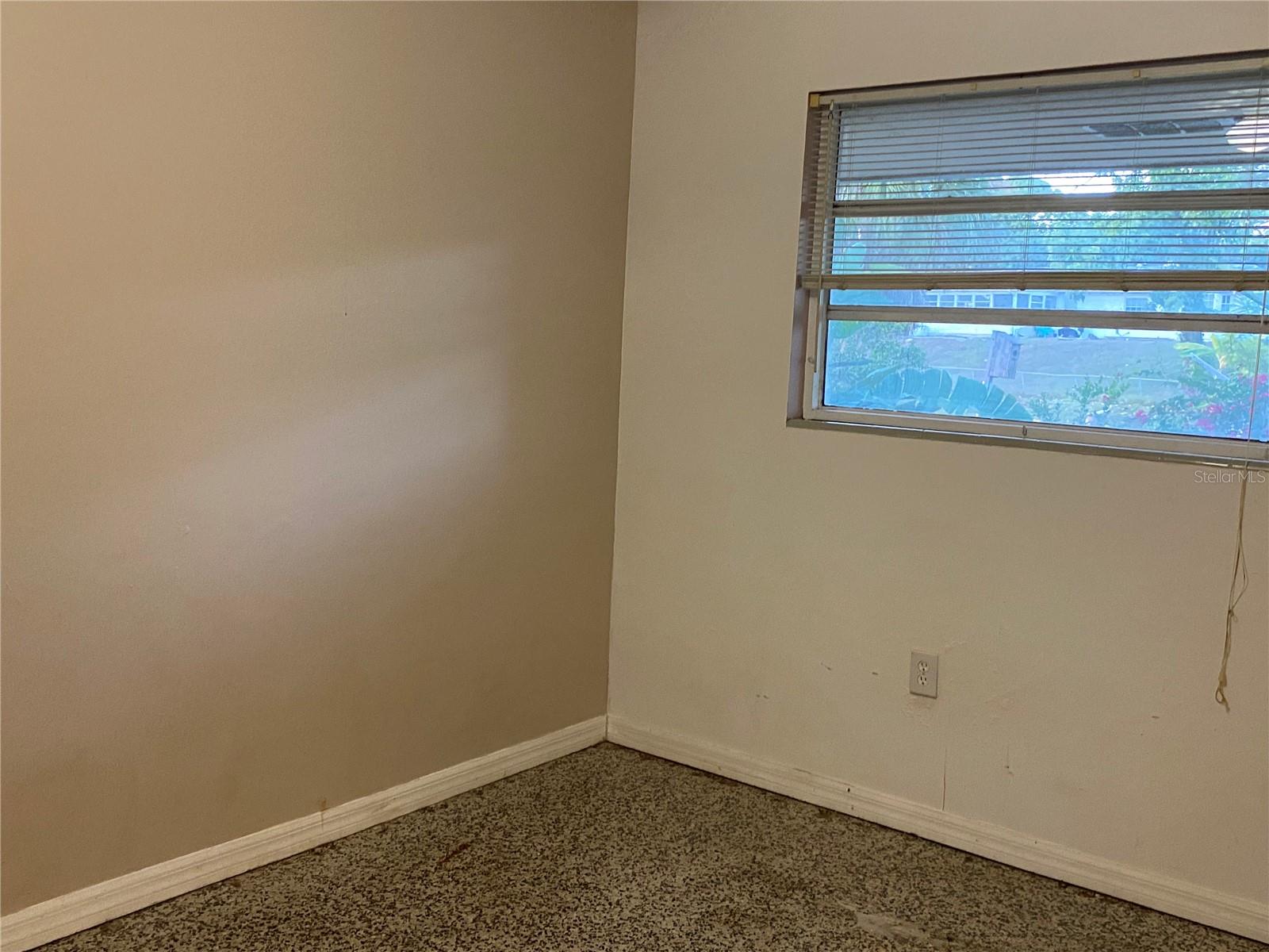 Image 30 of 57 For 3300 Mineola Drive