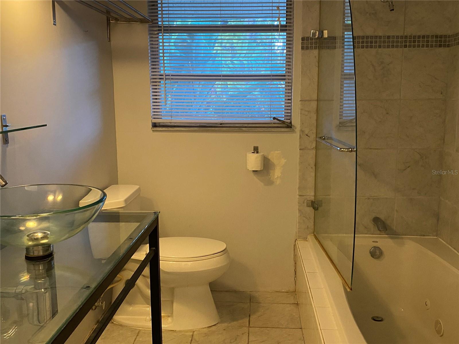 Image 31 of 57 For 3300 Mineola Drive