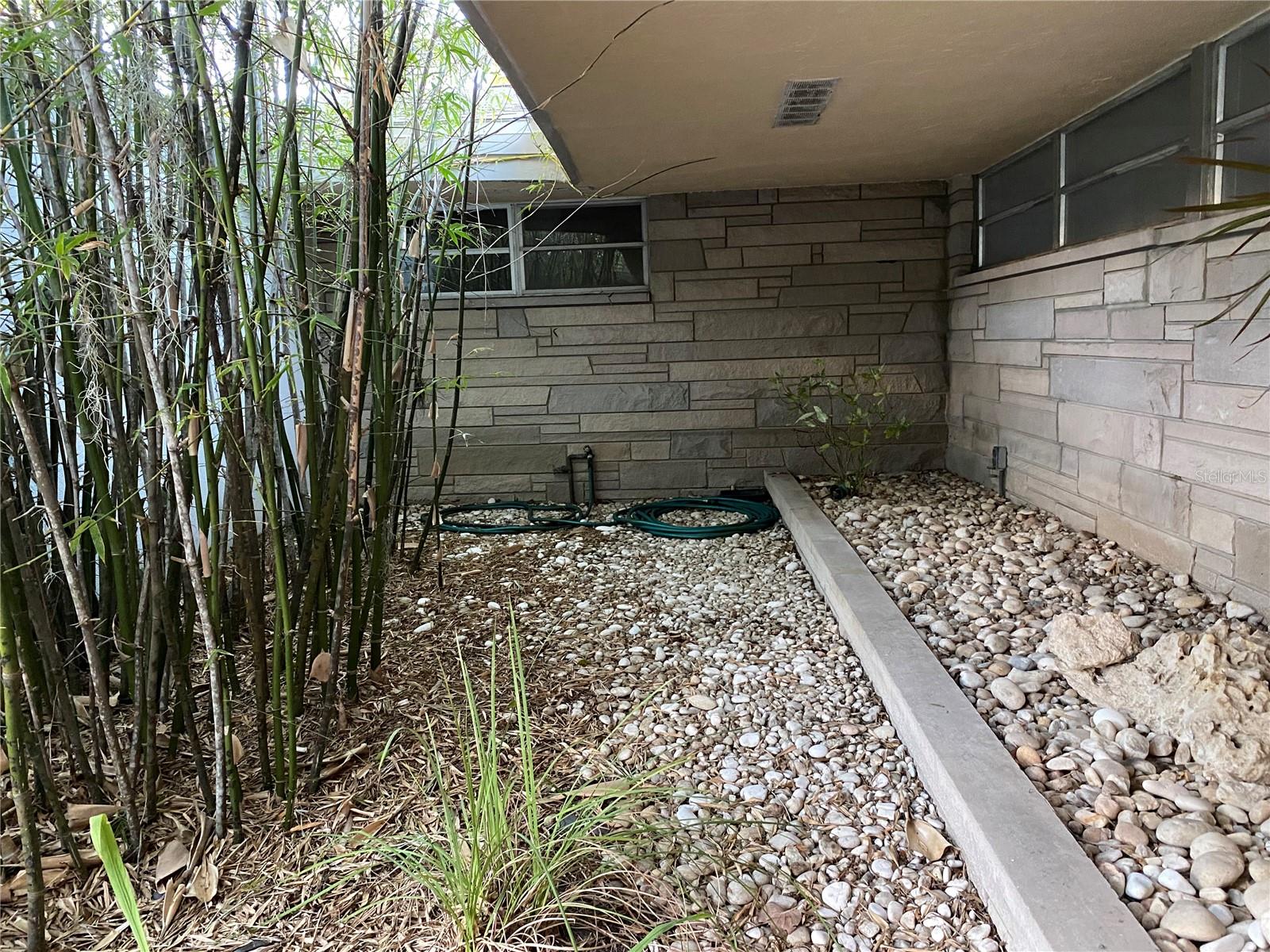 Image 4 of 57 For 3300 Mineola Drive