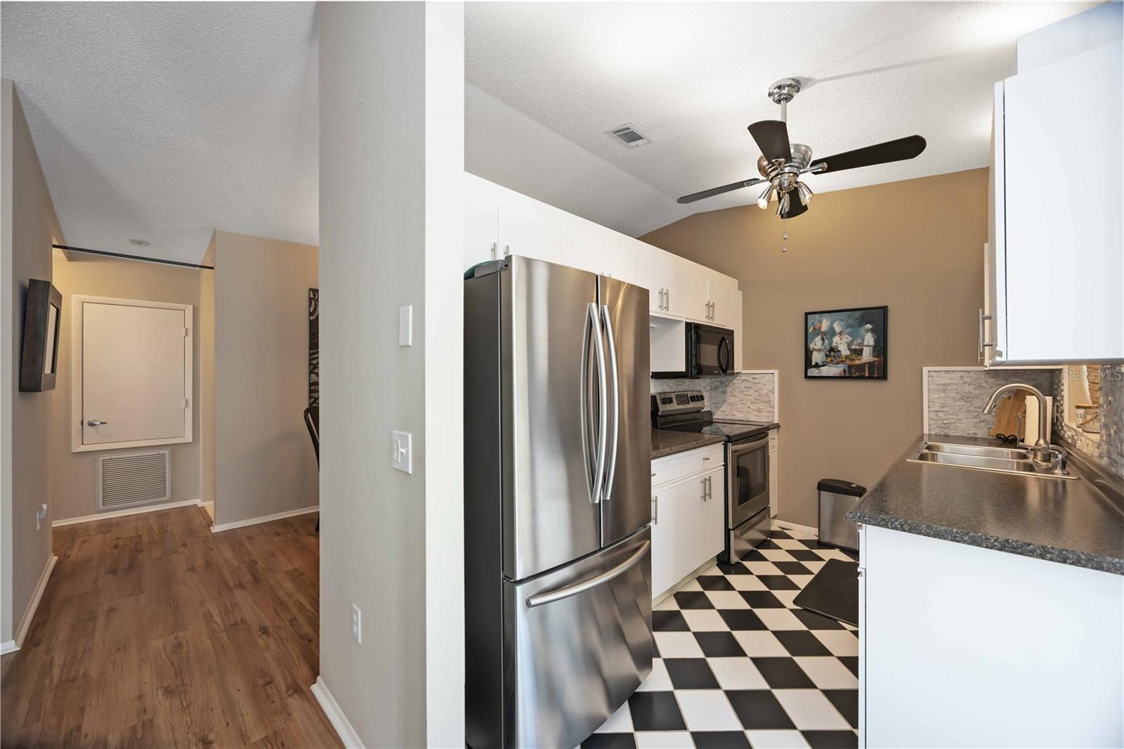 Image 16 of 55 For 7206 29th Avenue Drive W 2263