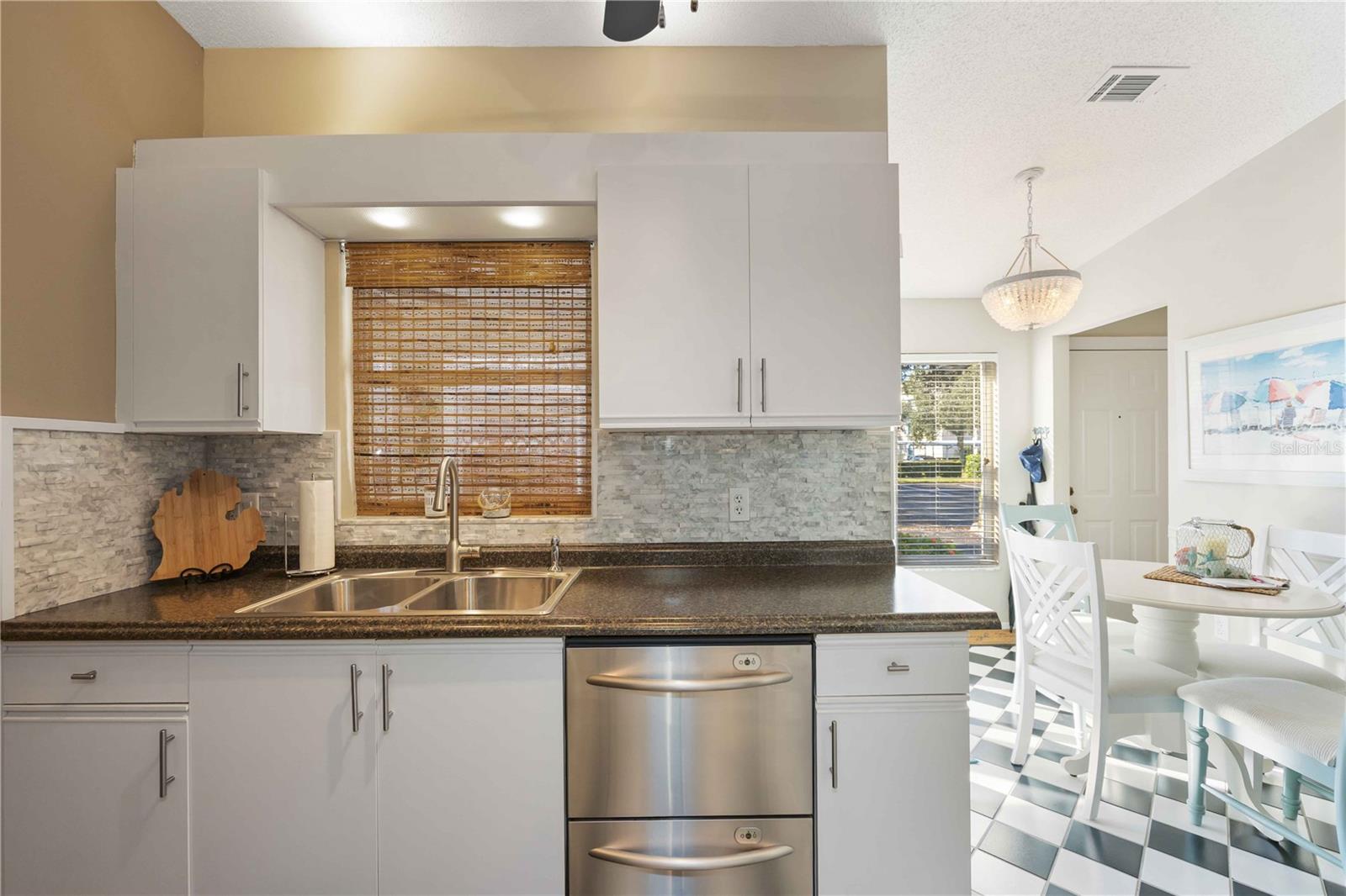 Image 18 of 55 For 7206 29th Avenue Drive W 2263