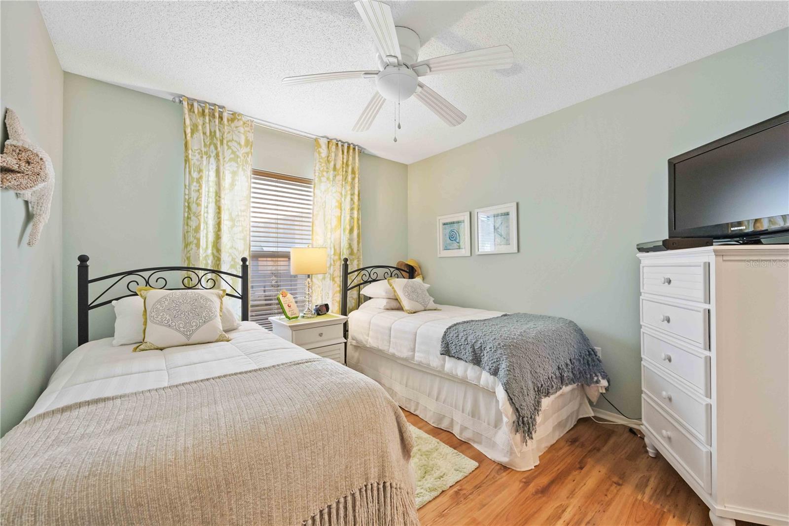 Image 31 of 55 For 7206 29th Avenue Drive W 2263