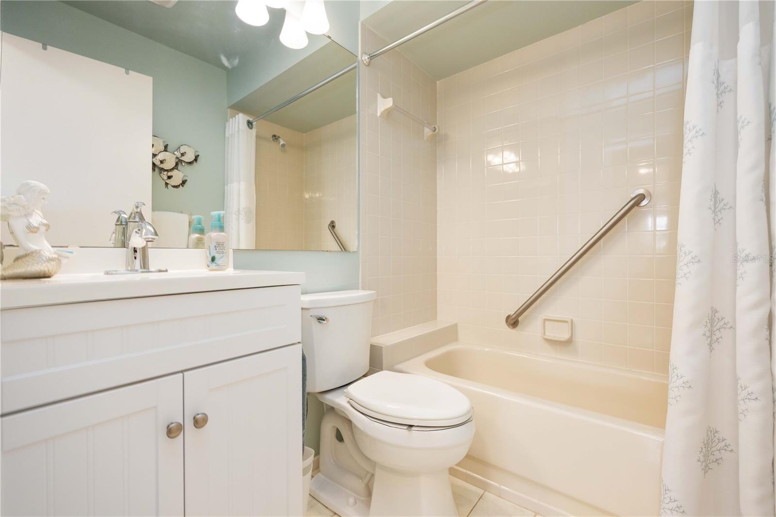 Image 33 of 55 For 7206 29th Avenue Drive W 2263