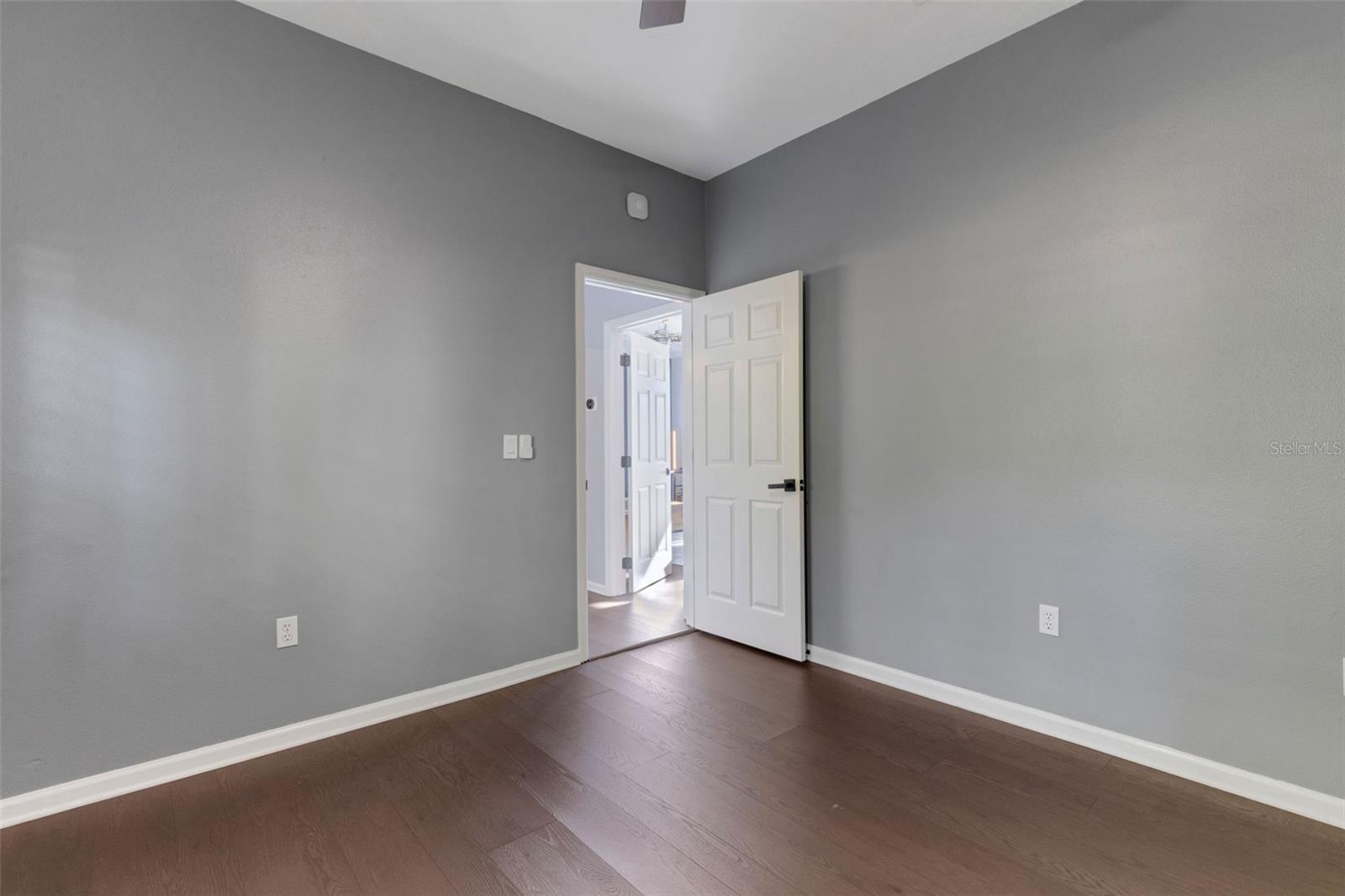 Image 42 of 84 For 4847 Sweetmeadow Circle