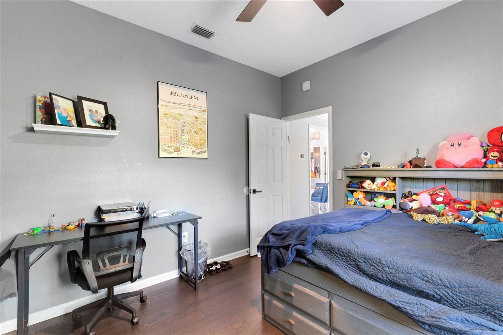 Image 46 of 84 For 4847 Sweetmeadow Circle