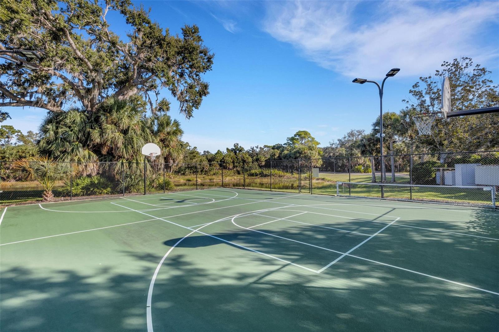 Image 79 of 84 For 4847 Sweetmeadow Circle