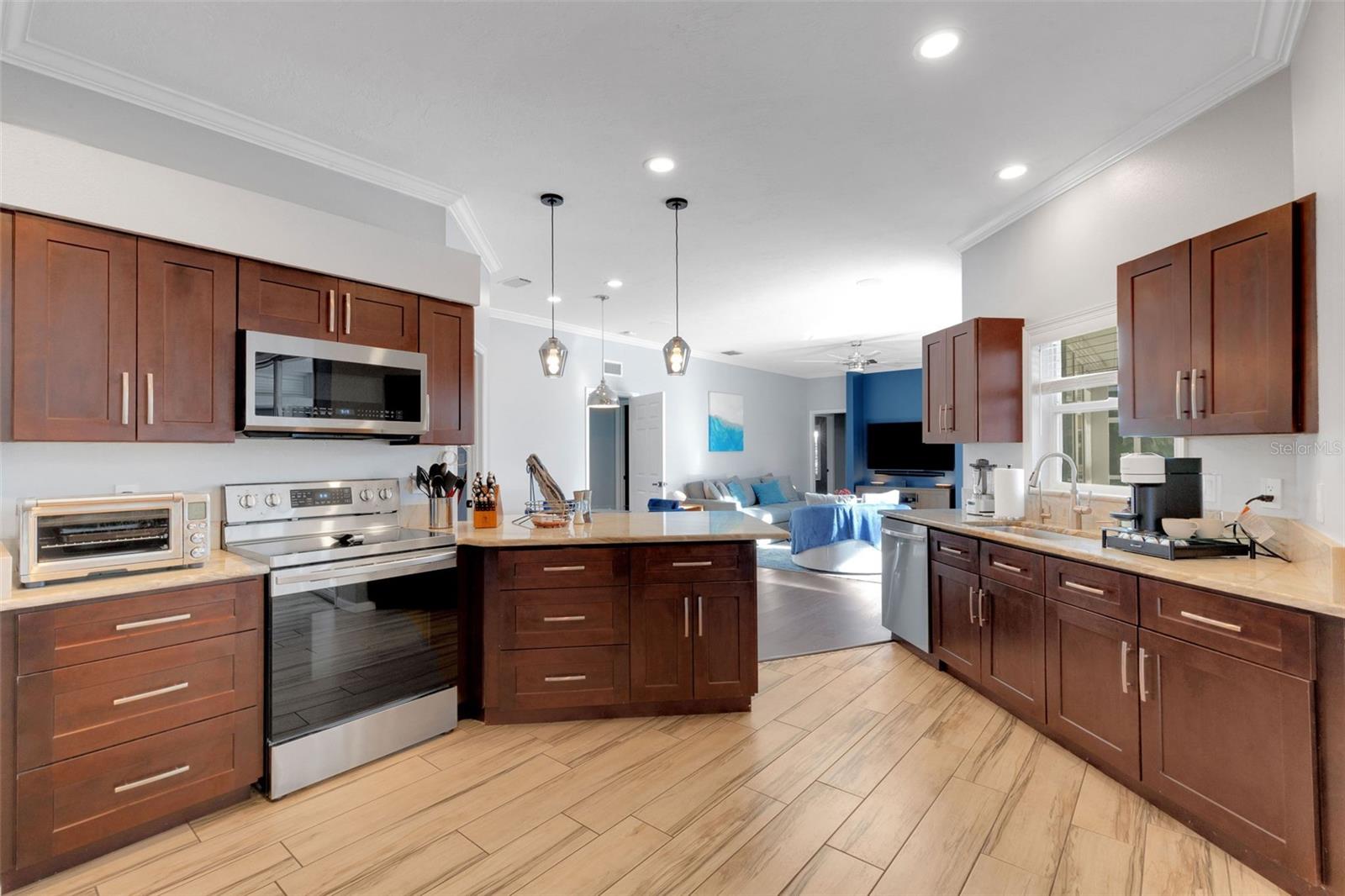 Image 8 of 84 For 4847 Sweetmeadow Circle