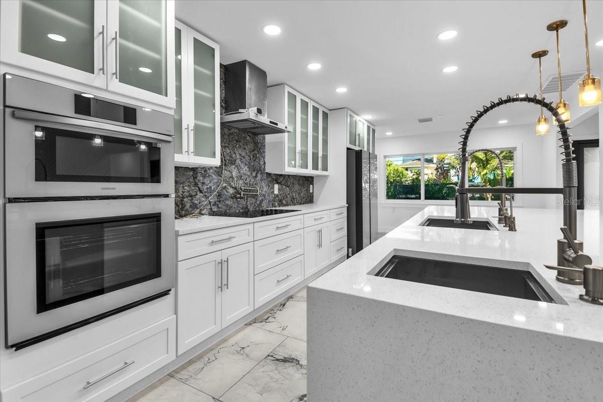 Image 14 of 61 For 5624 Cape Leyte Drive