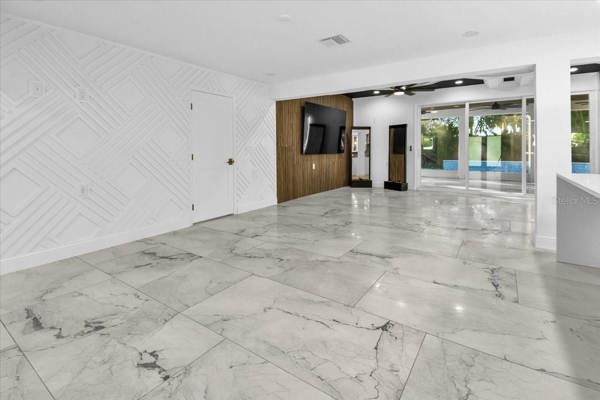 Image 19 of 61 For 5624 Cape Leyte Drive