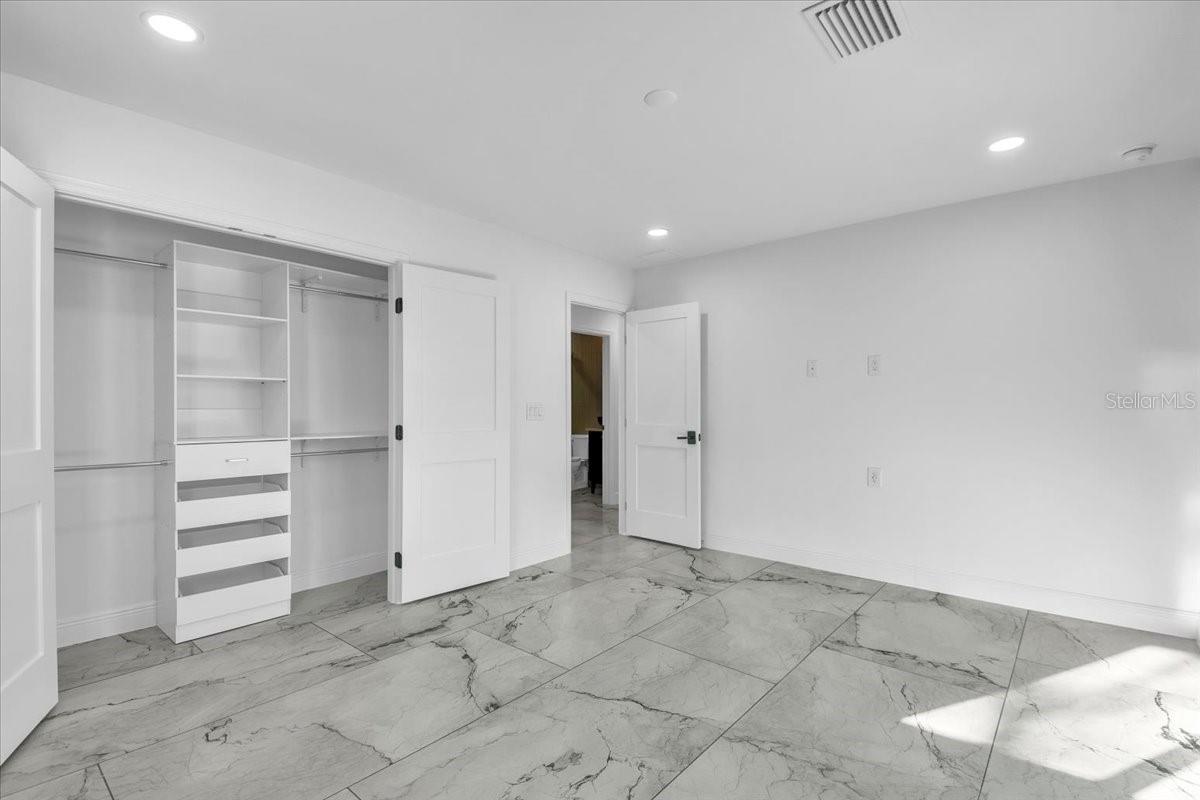 Image 32 of 61 For 5624 Cape Leyte Drive