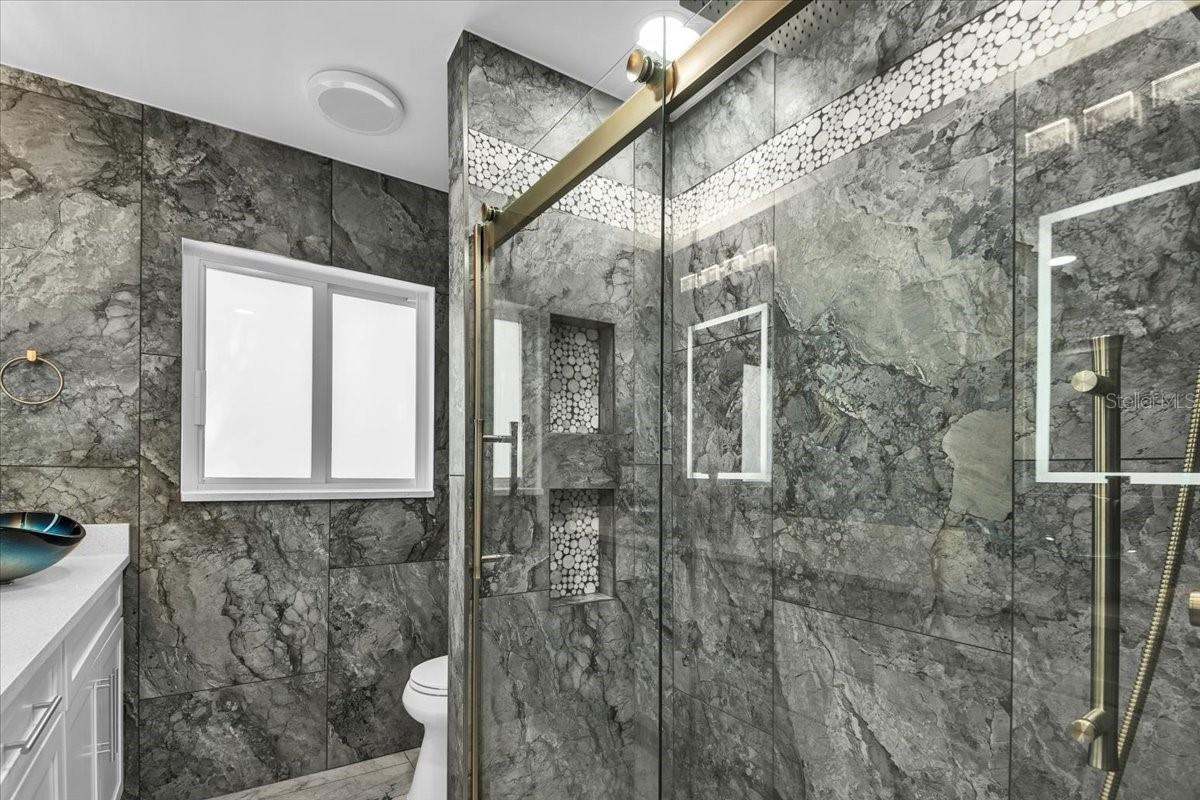 Image 35 of 61 For 5624 Cape Leyte Drive