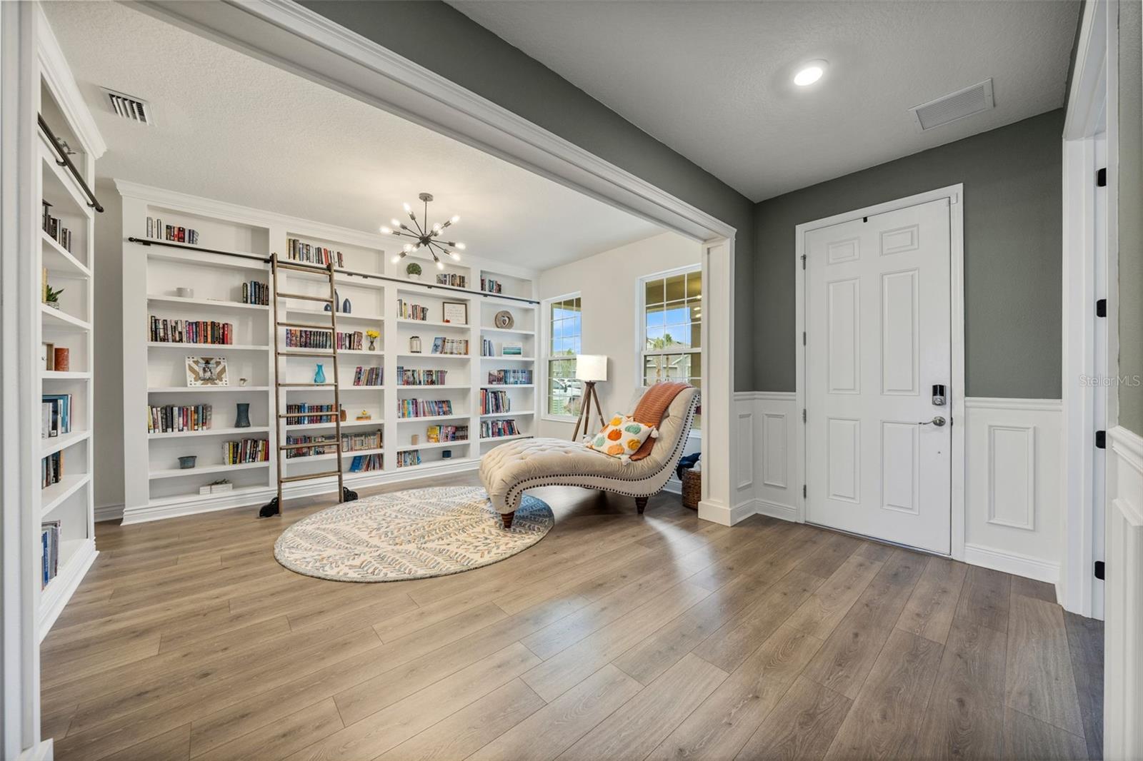 Image 10 of 90 For 7462 Sea Manatee Street