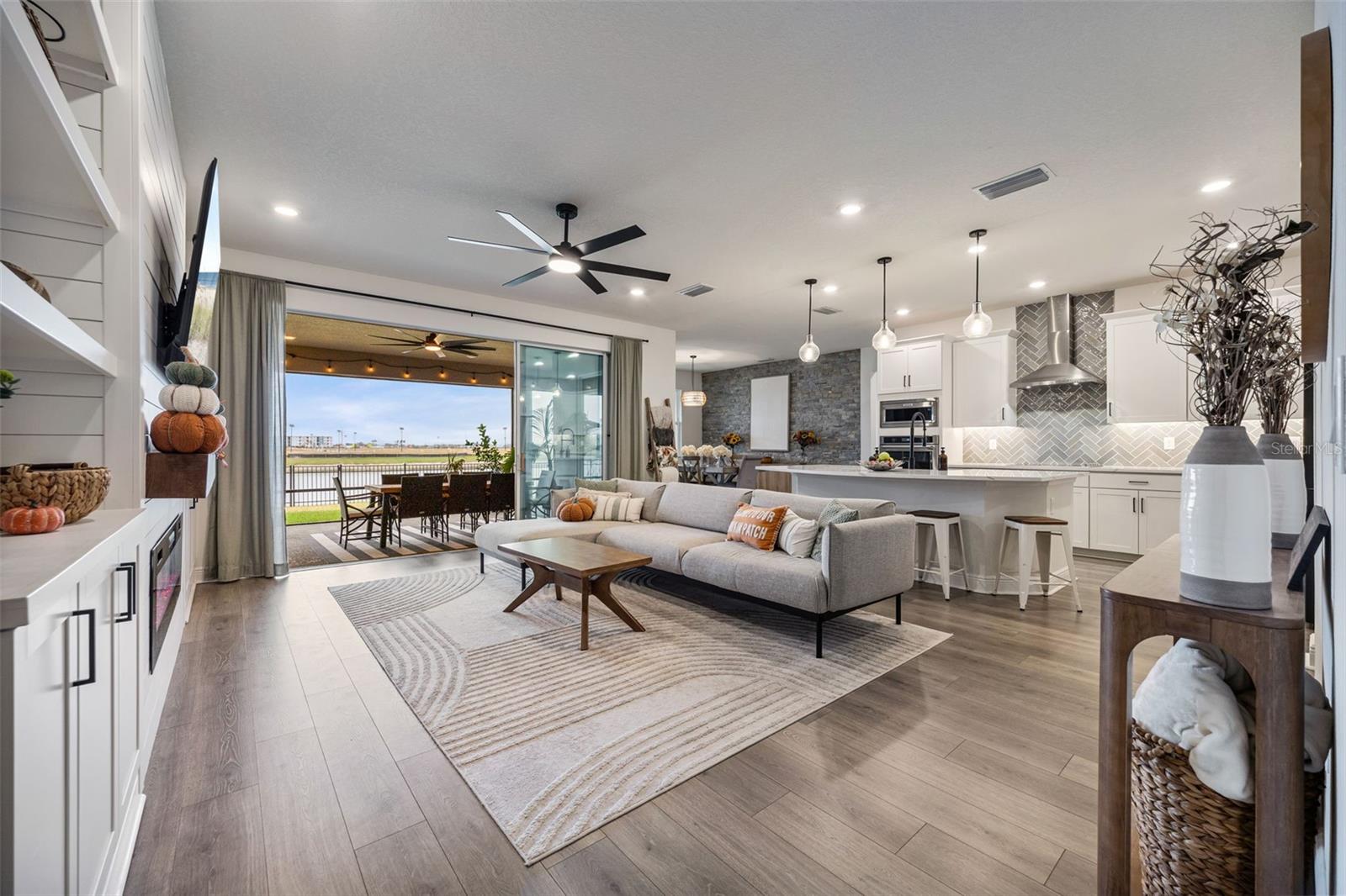 Image 19 of 90 For 7462 Sea Manatee Street