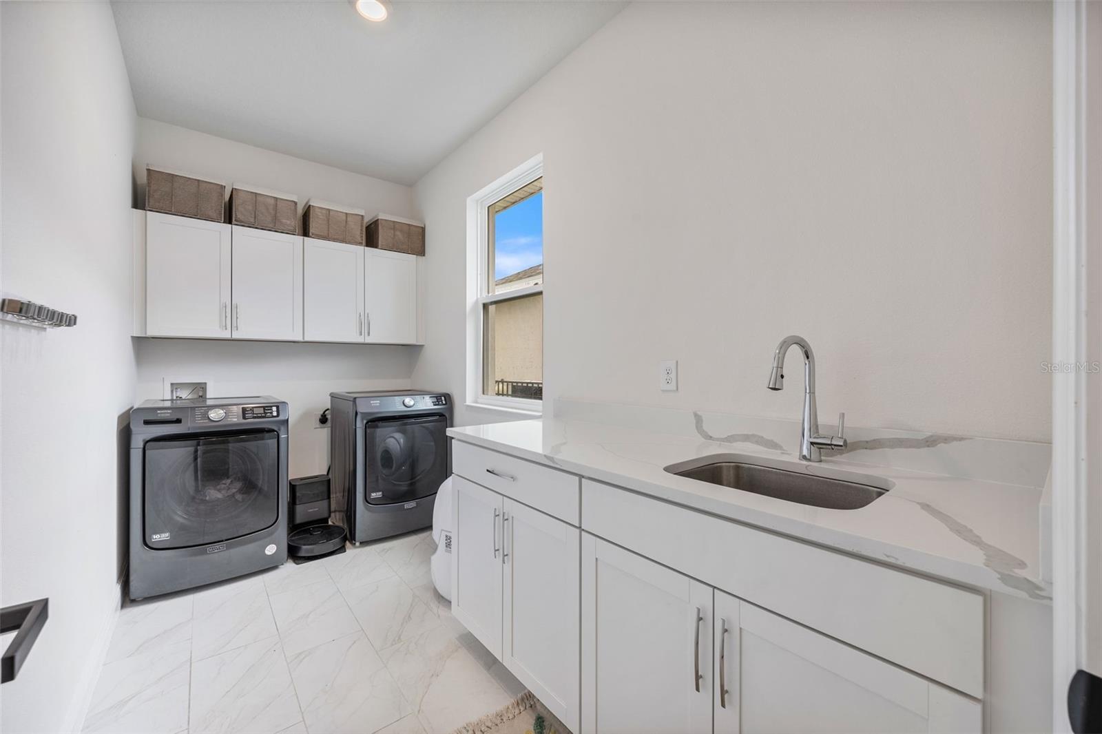 Image 32 of 90 For 7462 Sea Manatee Street