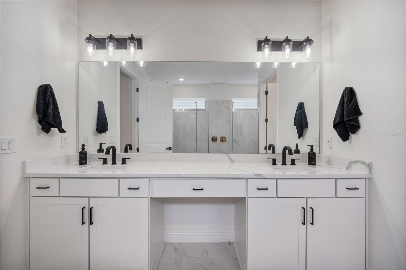 Image 39 of 90 For 7462 Sea Manatee Street