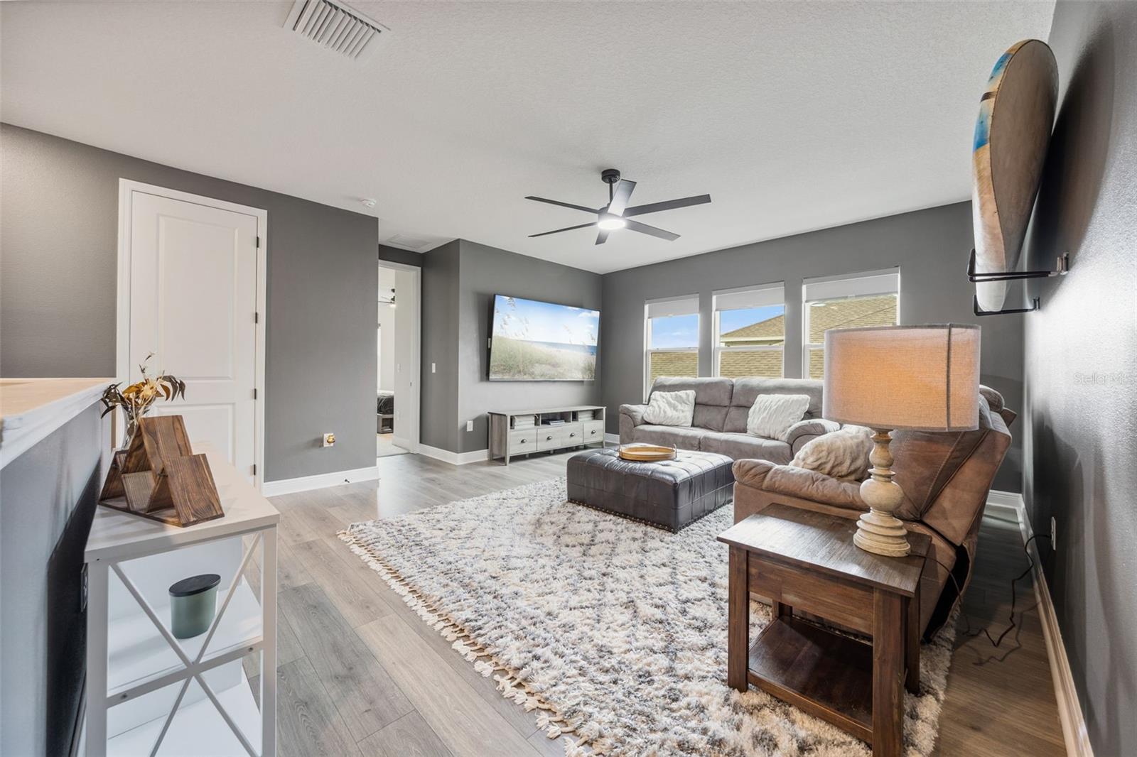 Image 44 of 90 For 7462 Sea Manatee Street