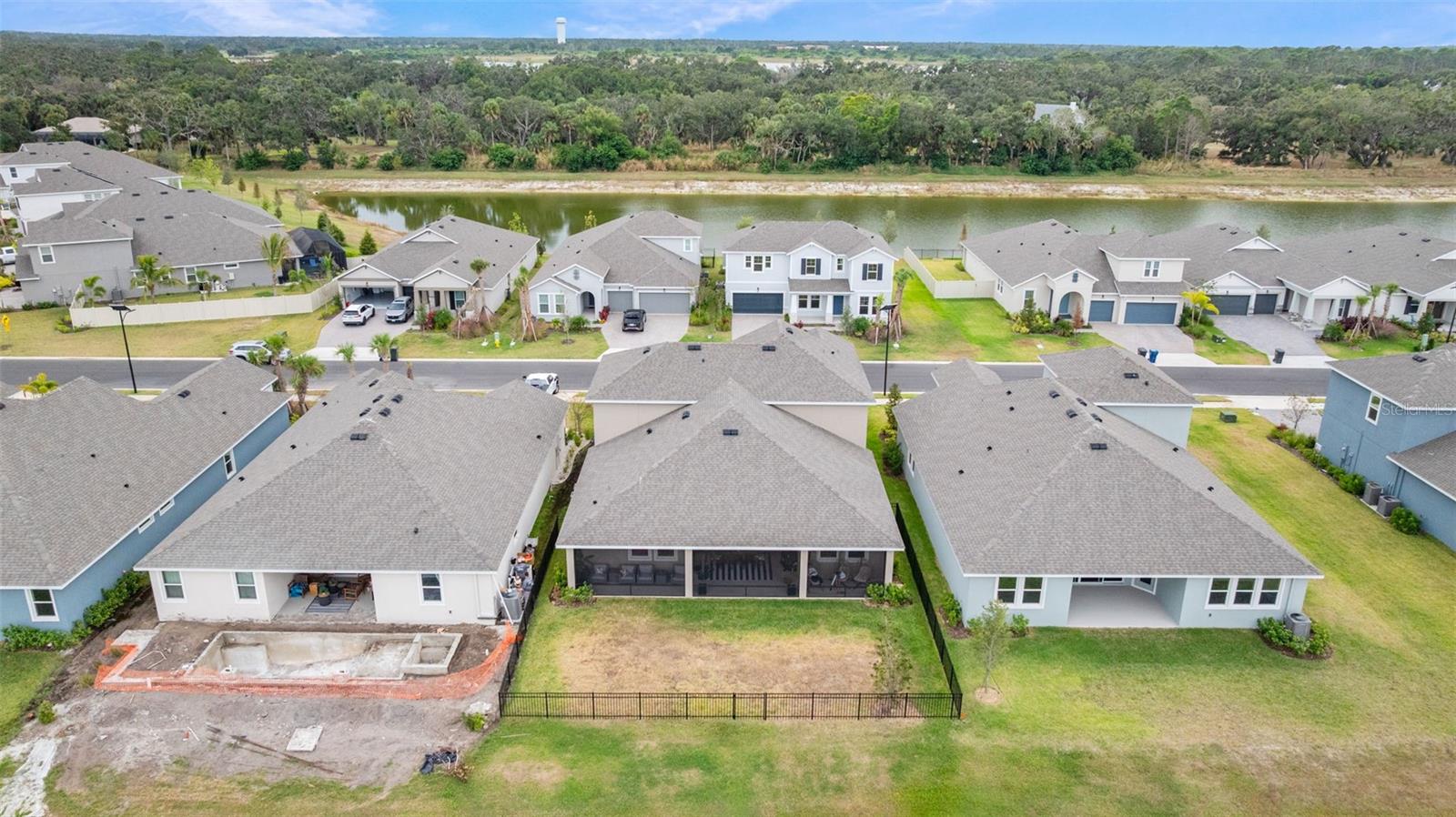 Image 74 of 90 For 7462 Sea Manatee Street