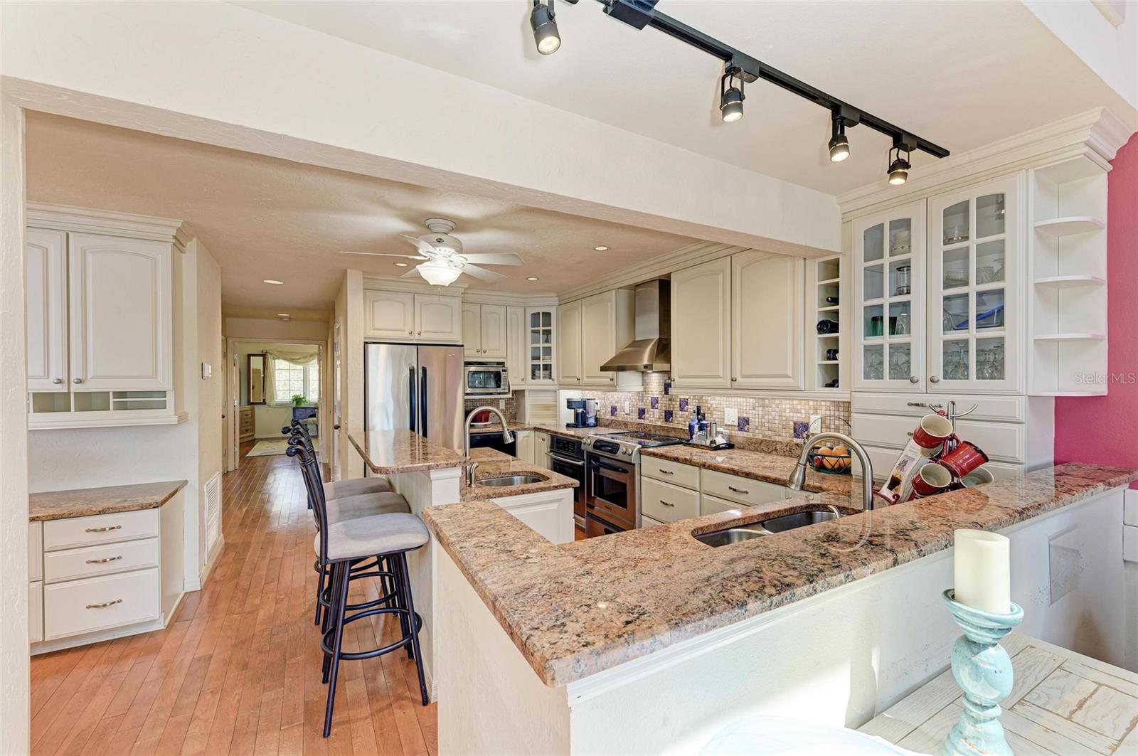 Image 26 of 94 For 12 Tidy Island Boulevard