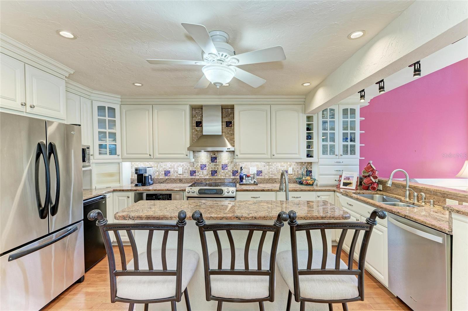 Image 28 of 94 For 12 Tidy Island Boulevard