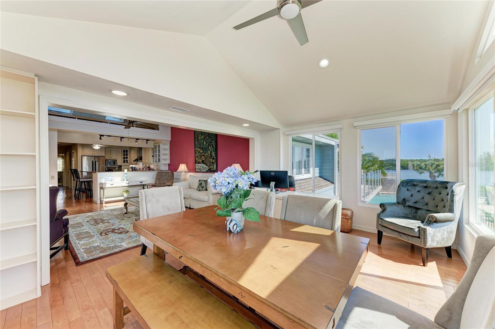 Image 39 of 94 For 12 Tidy Island Boulevard