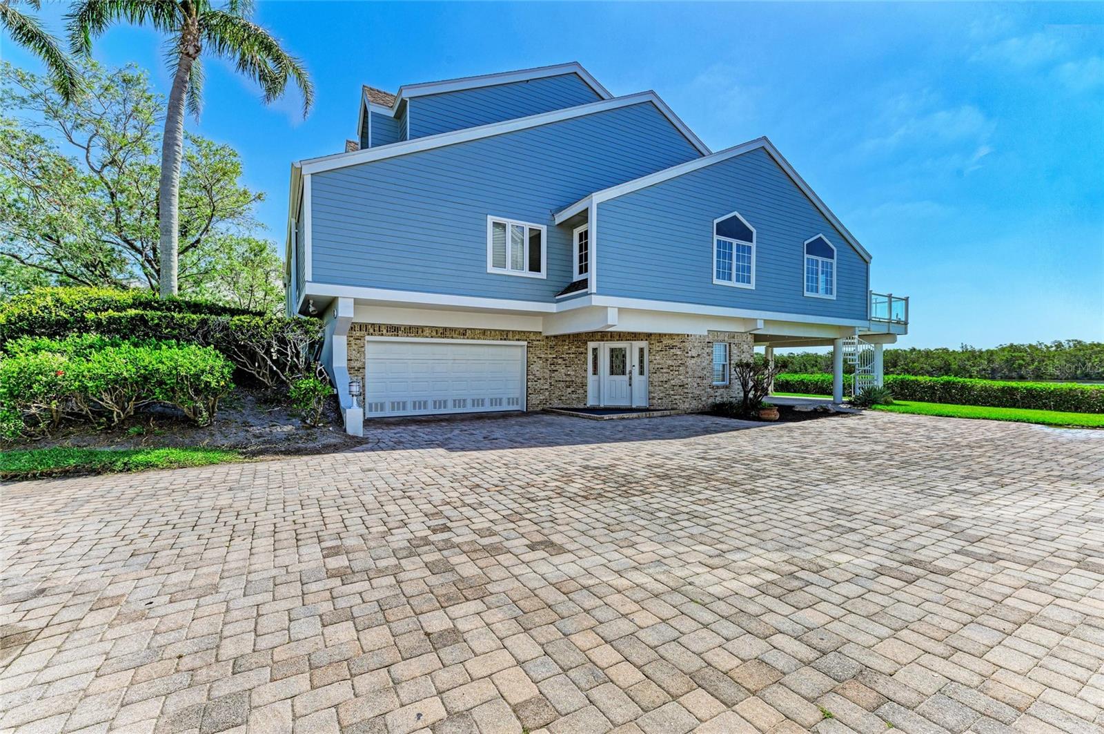 Image 9 of 94 For 12 Tidy Island Boulevard