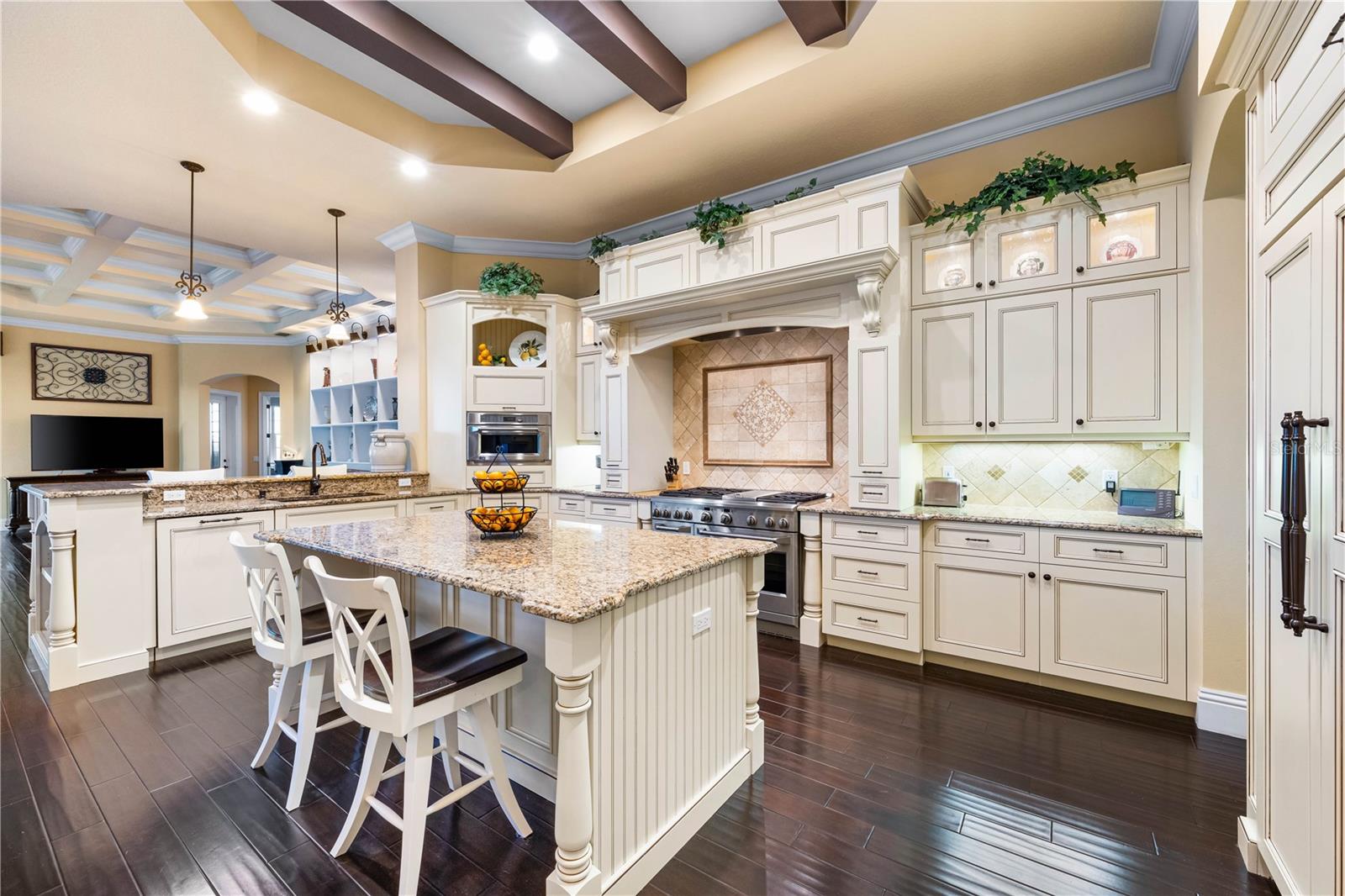 Listing photo id 19 for 8376 Catamaran Circle