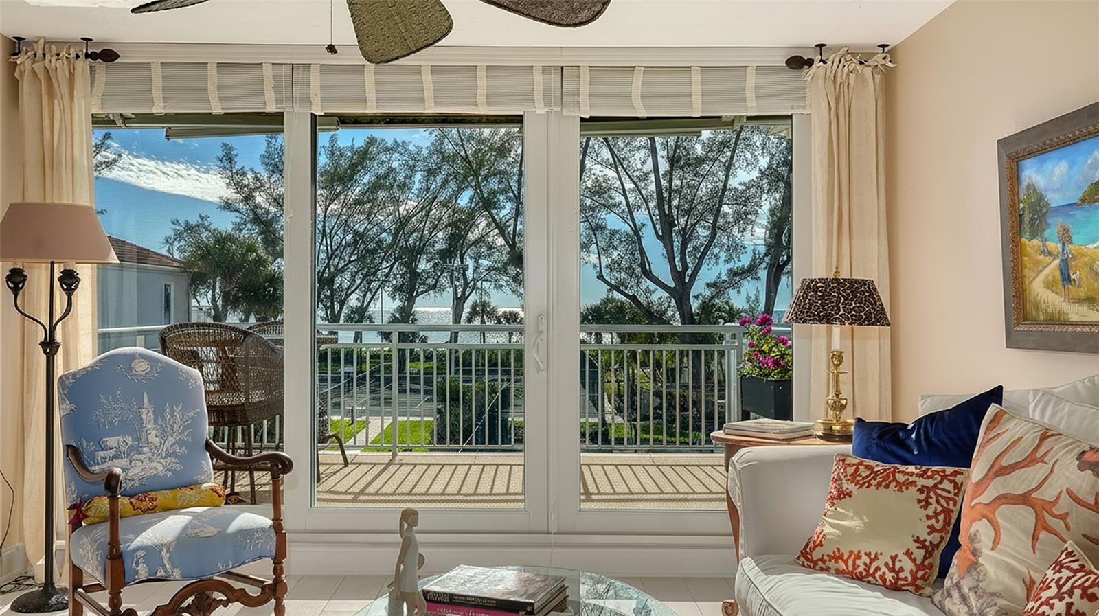 Image 13 of 75 For 5055 Gulf Of Mexico Drive 331