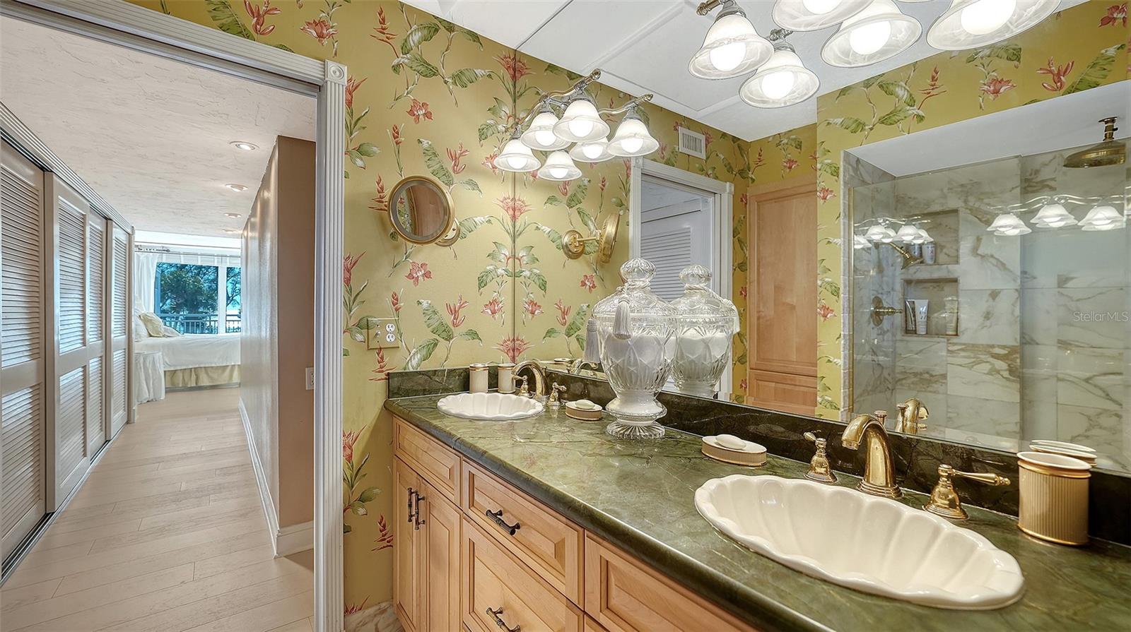 Image 19 of 75 For 5055 Gulf Of Mexico Drive 331