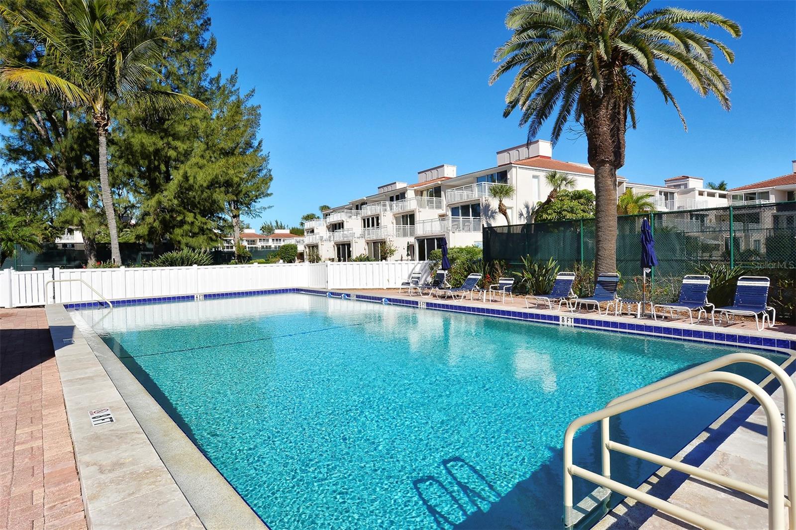 Image 31 of 75 For 5055 Gulf Of Mexico Drive 331