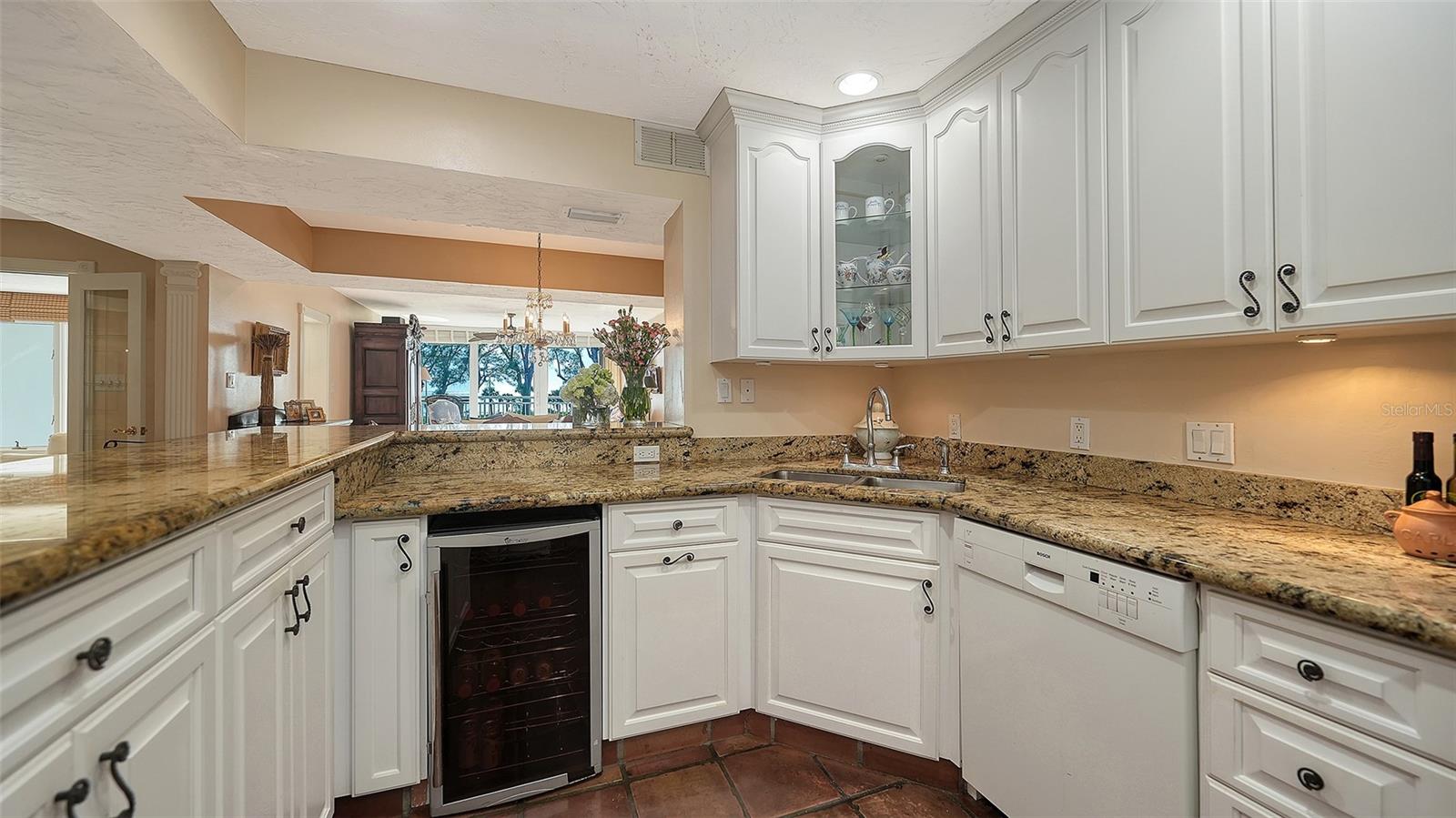 Image 8 of 75 For 5055 Gulf Of Mexico Drive 331