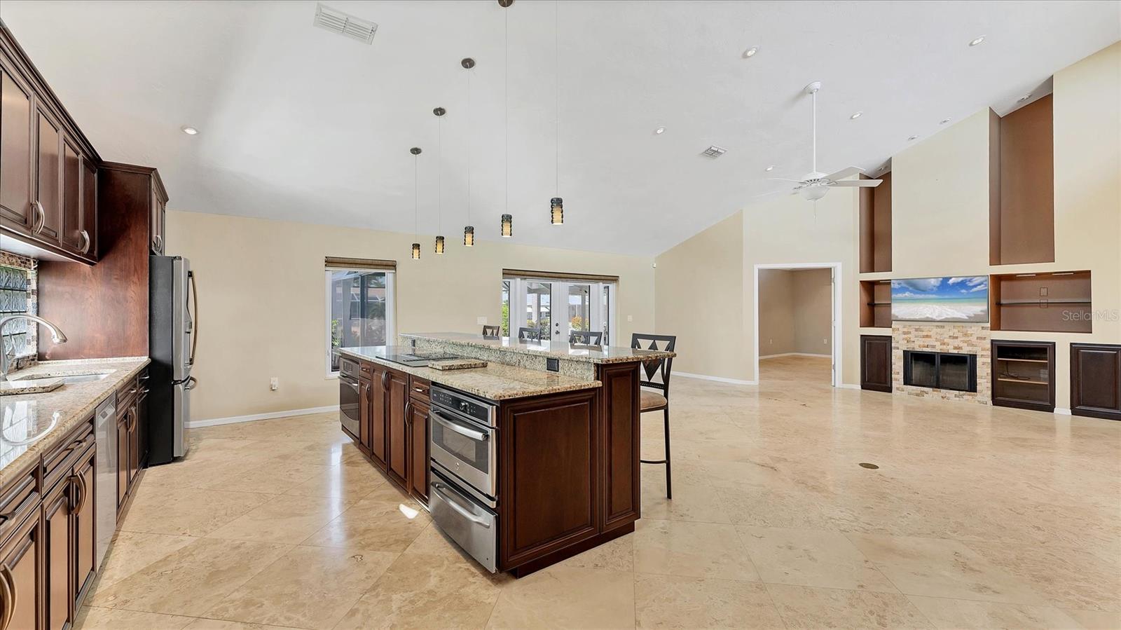 Image 10 of 57 For 4704 Coral Lake Drive