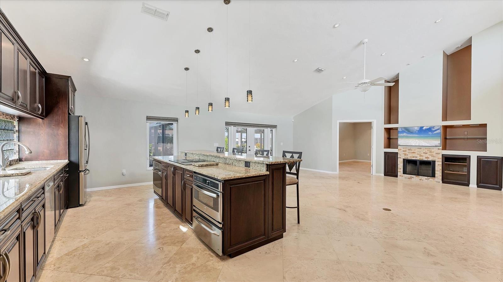 Image 16 of 57 For 4704 Coral Lake Drive