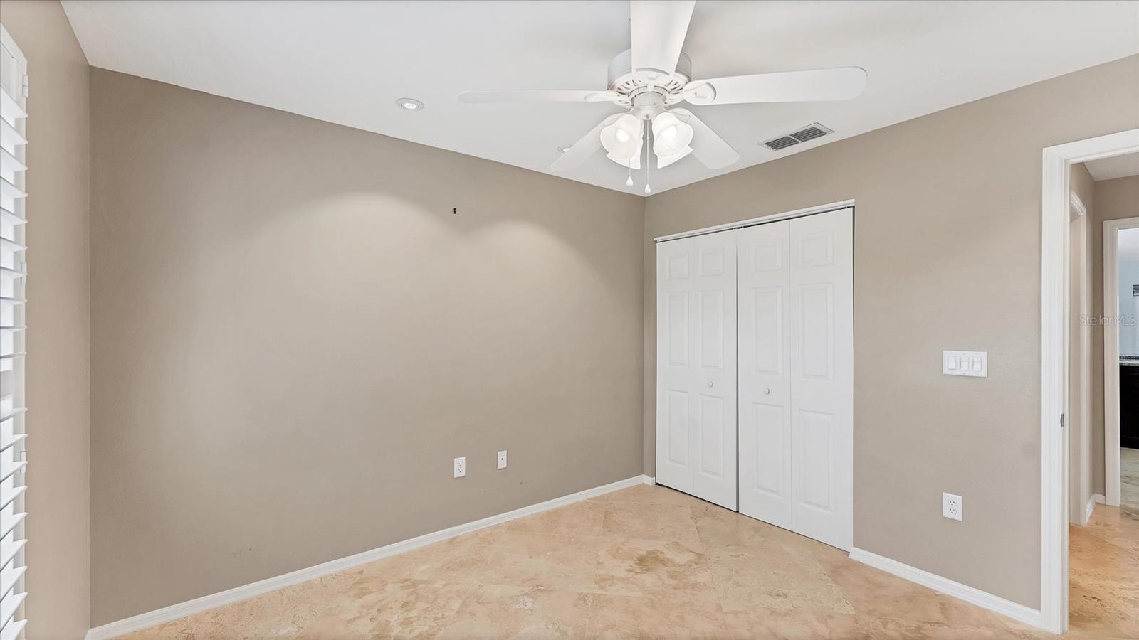 Image 30 of 57 For 4704 Coral Lake Drive