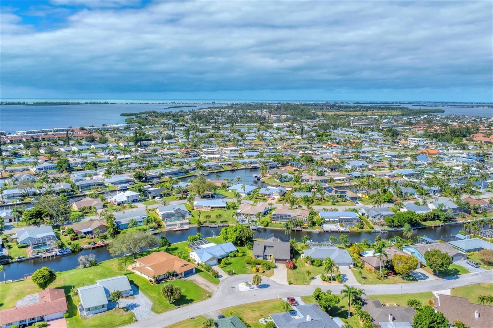 Image 5 of 57 For 4704 Coral Lake Drive