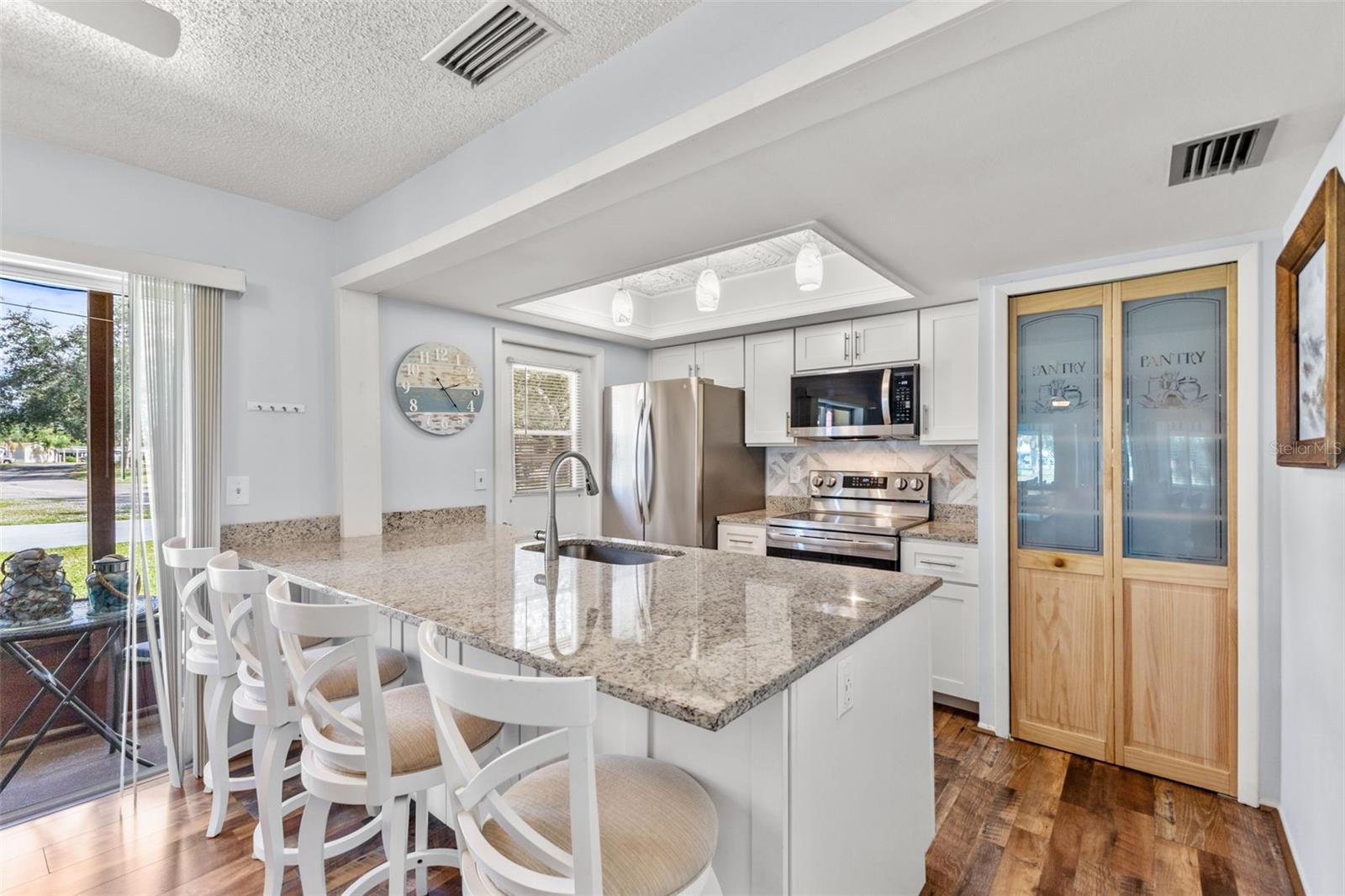 Image 3 of 37 For 1104 Faith Circle